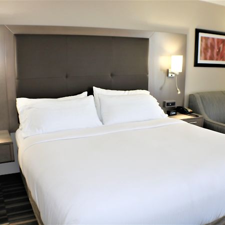 Holiday Inn Express Woodstock-Shenandoah Valley By Ihg Luaran gambar