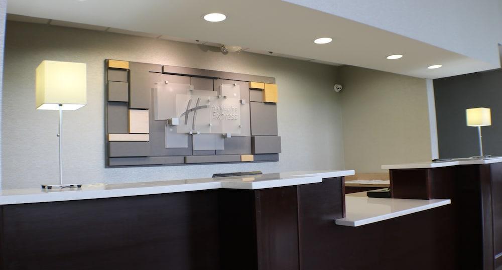 Holiday Inn Express Woodstock-Shenandoah Valley By Ihg Luaran gambar