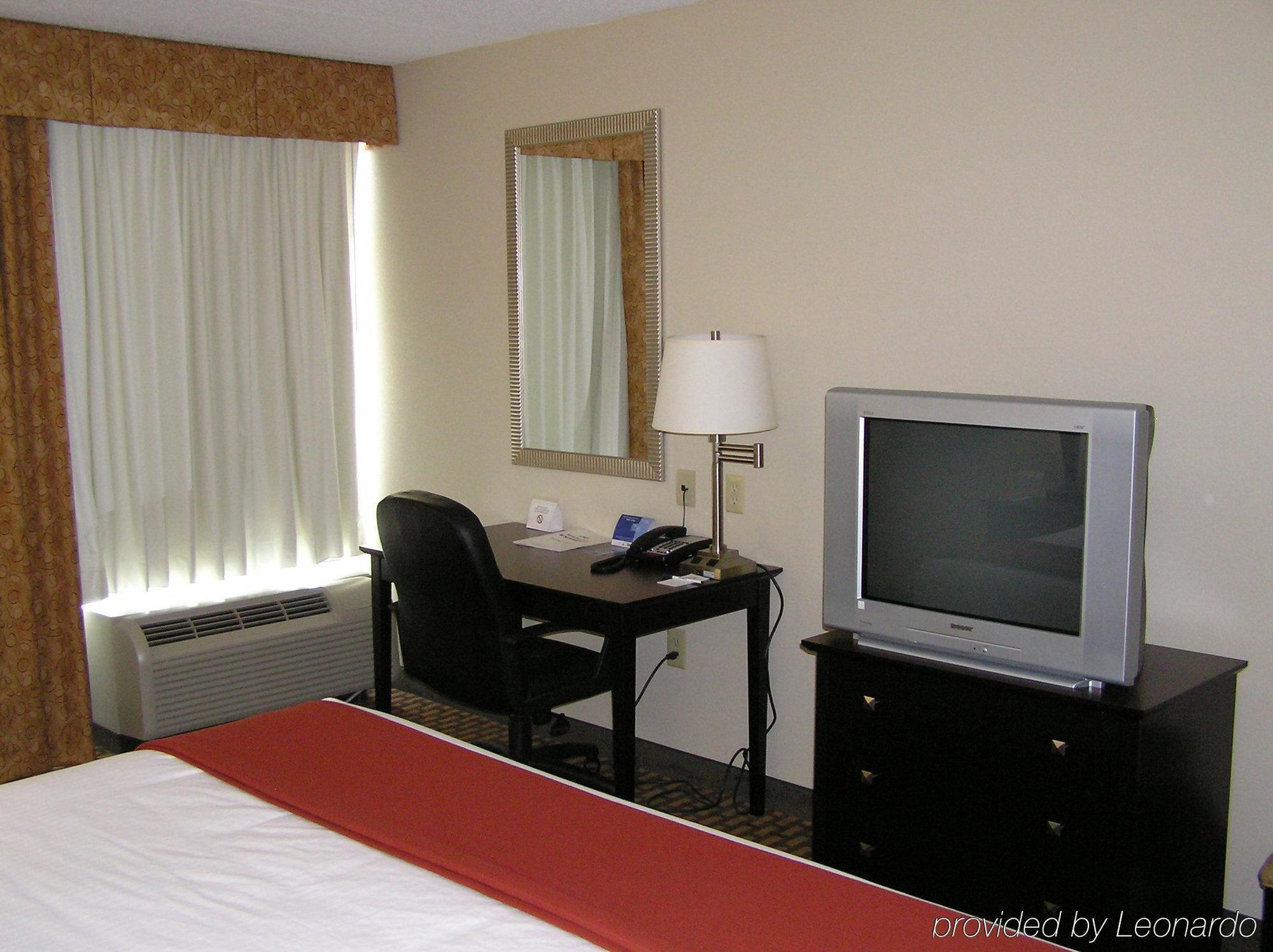 Holiday Inn Express Woodstock-Shenandoah Valley By Ihg Luaran gambar