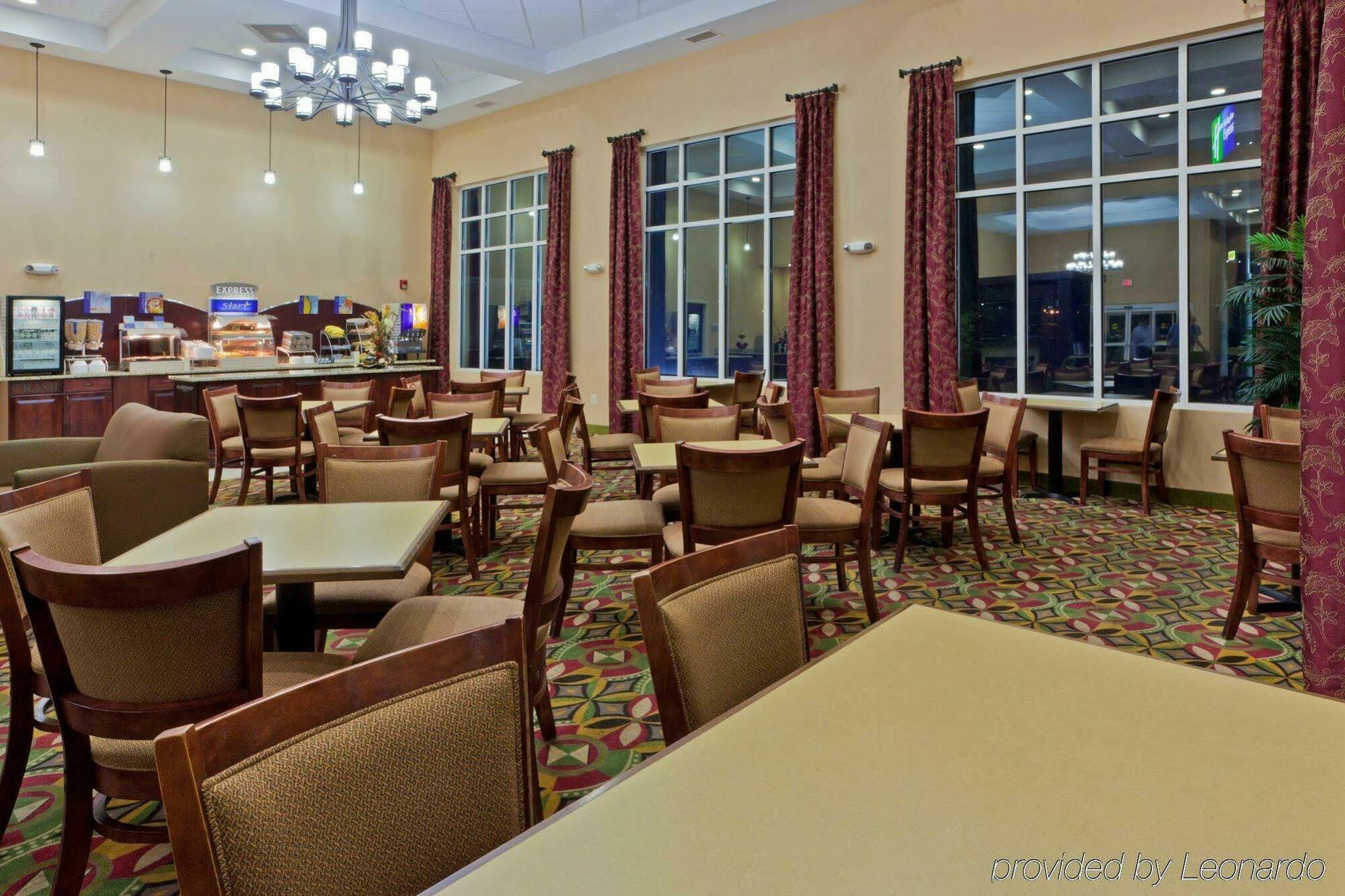 Holiday Inn Express Woodstock-Shenandoah Valley By Ihg Luaran gambar